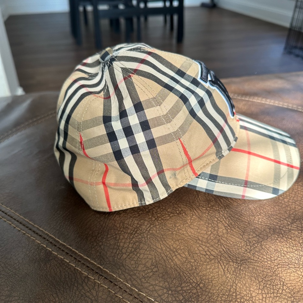Burberry baseball hat - Picture 2 of 10